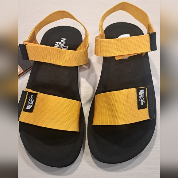 The North Face Men's Skeena Sandals size 10 - Picture 2 of 11